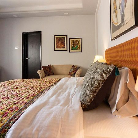 Neelam Bed & Breakfast Kolkata Exterior photo